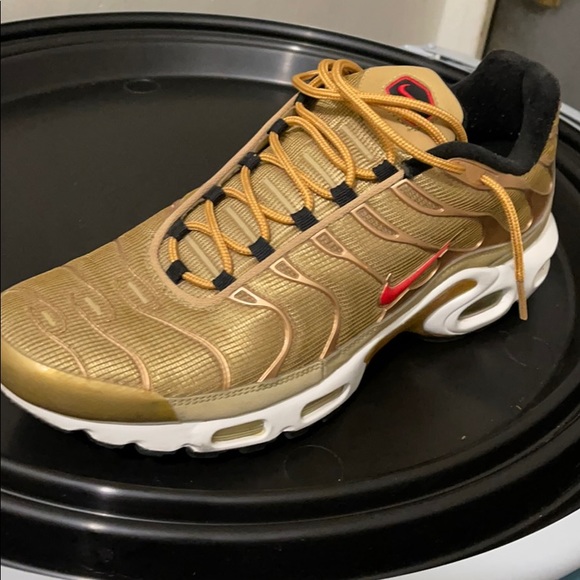 Metallic Gold/Varsity Red/Black - Picture 2 of 4